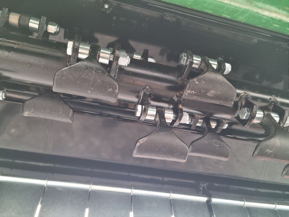 Мульчер, косарка, садовий подрiбнювач, грунтофреза.