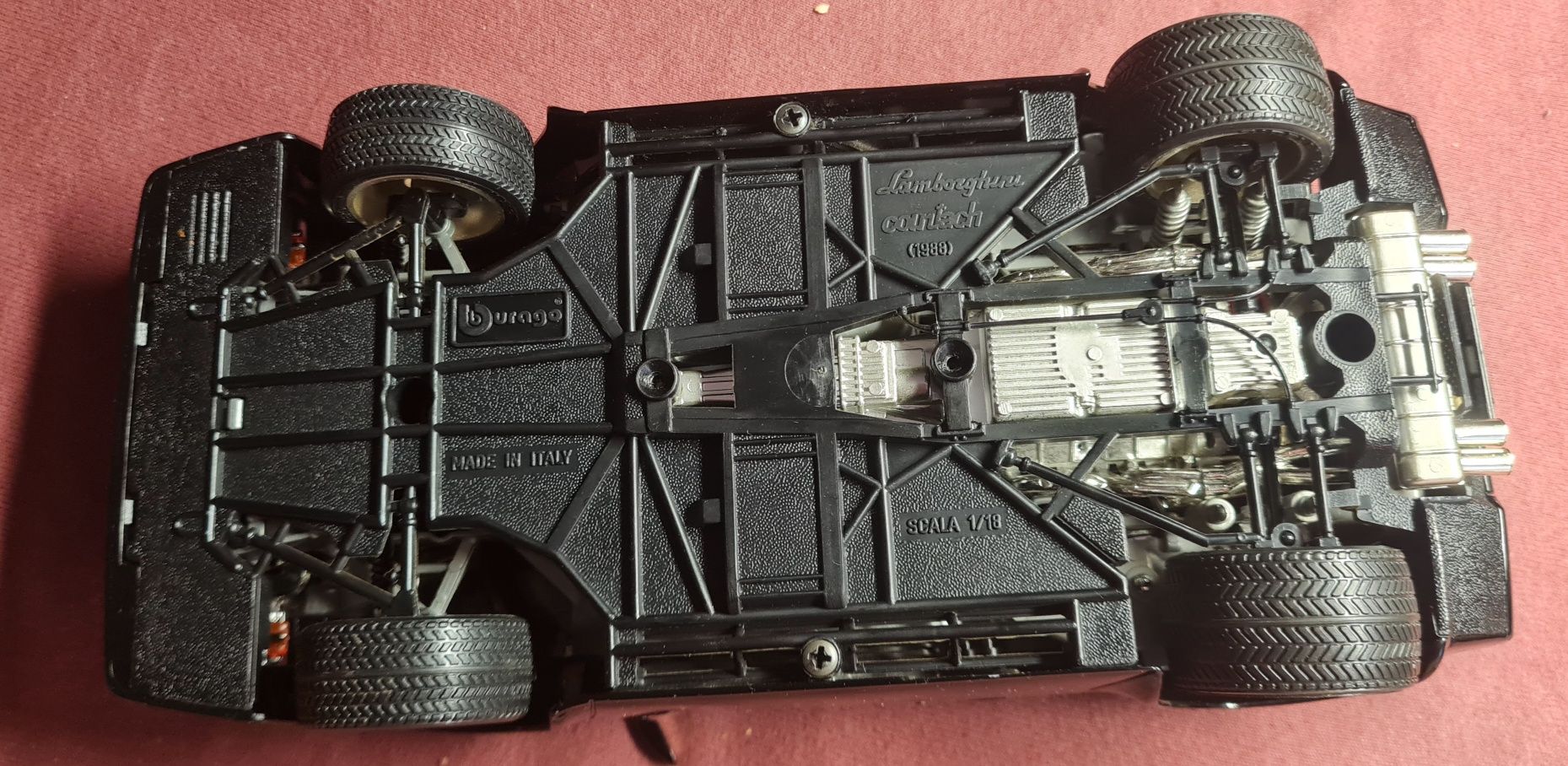 Burago 1:18 Lamborghini Countach  Black