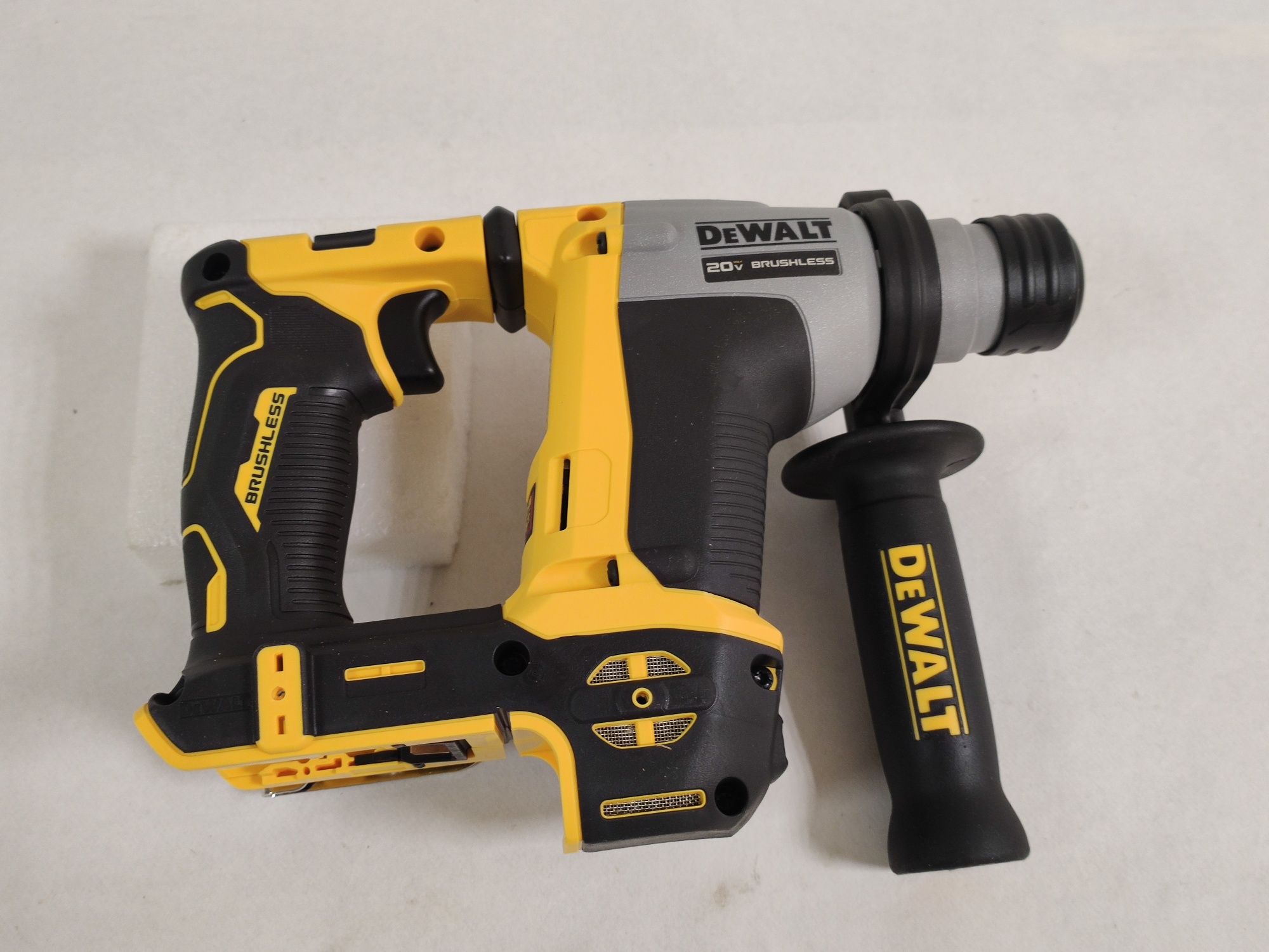 Оригінальний безщітковий перфоратор DeWALT DCH172b XR 20Vmax Atomic