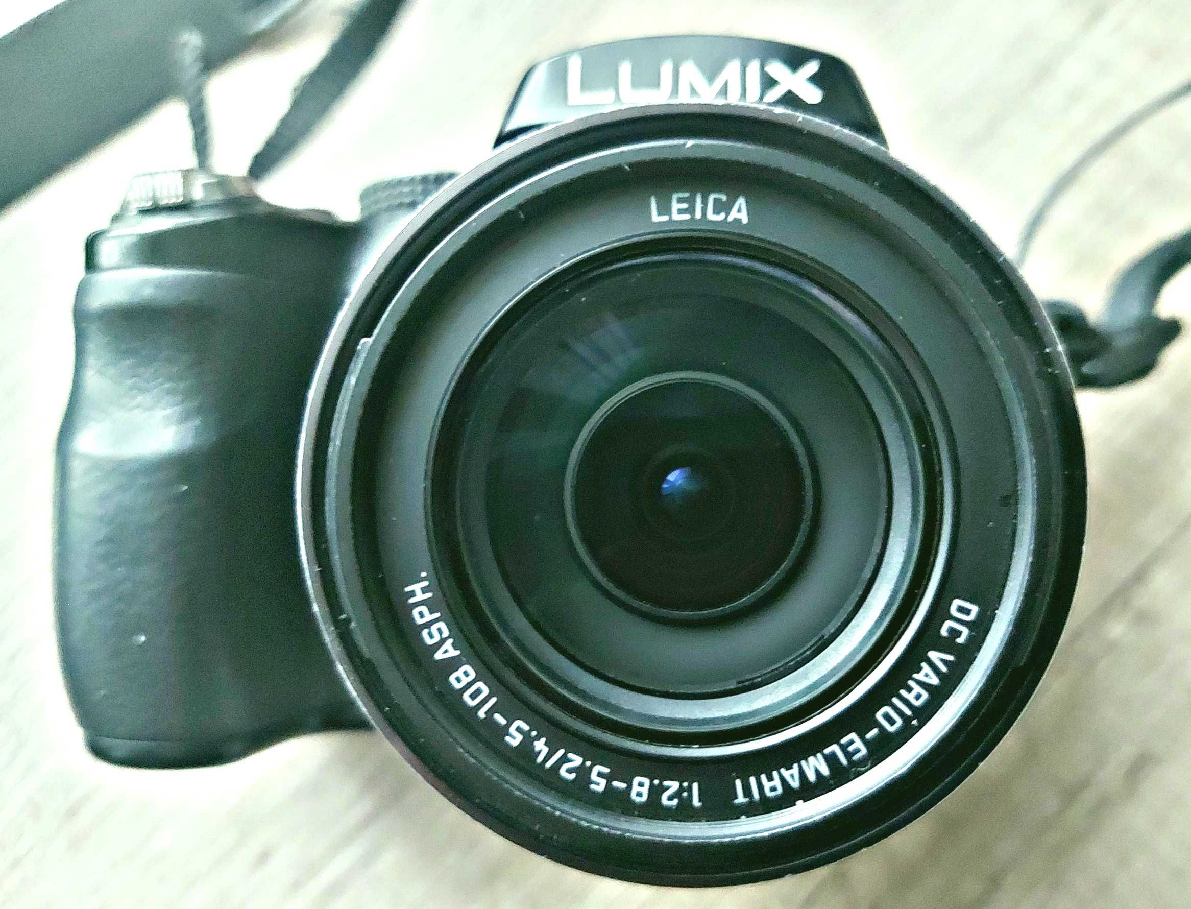 Aparat fotograficzny PANASONIC LUMIX FZ62