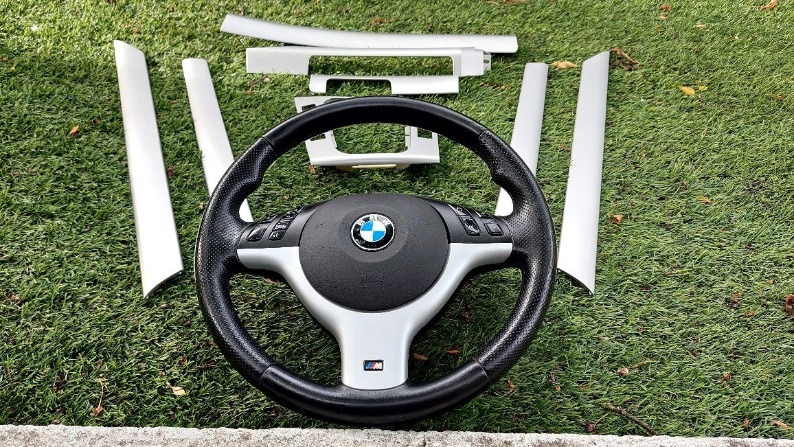 Conjunto frisos interiores e volante bmw Pack m original como novo