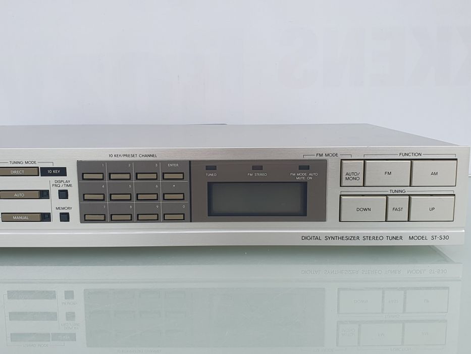 Tuner radiowy Toshiba ST-S30 Vintage