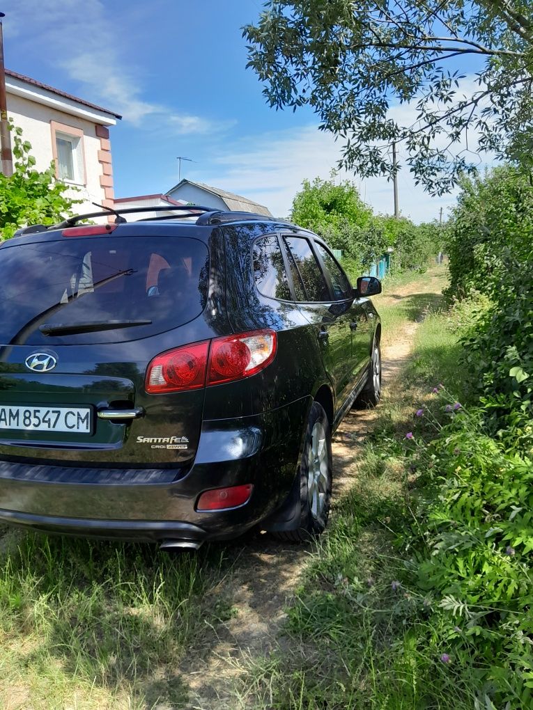 продам автомобіль хундай санта фе