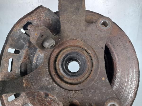 Manga de eixo frente esquerda DAEWOO Tacuma