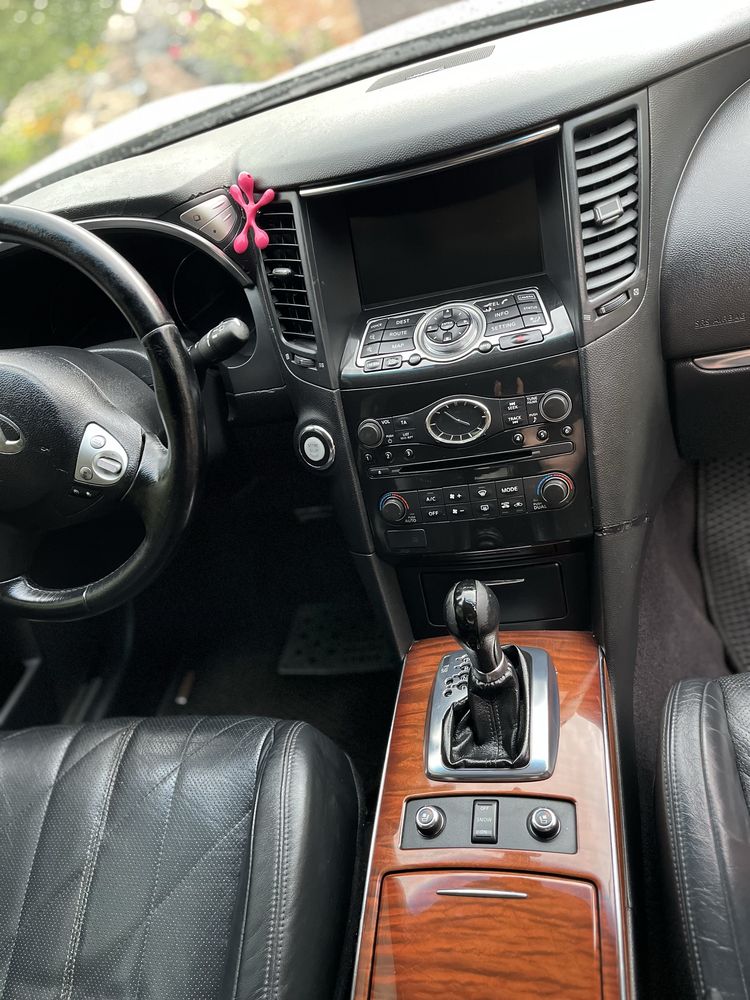 Infiniti fx37 2011 s51