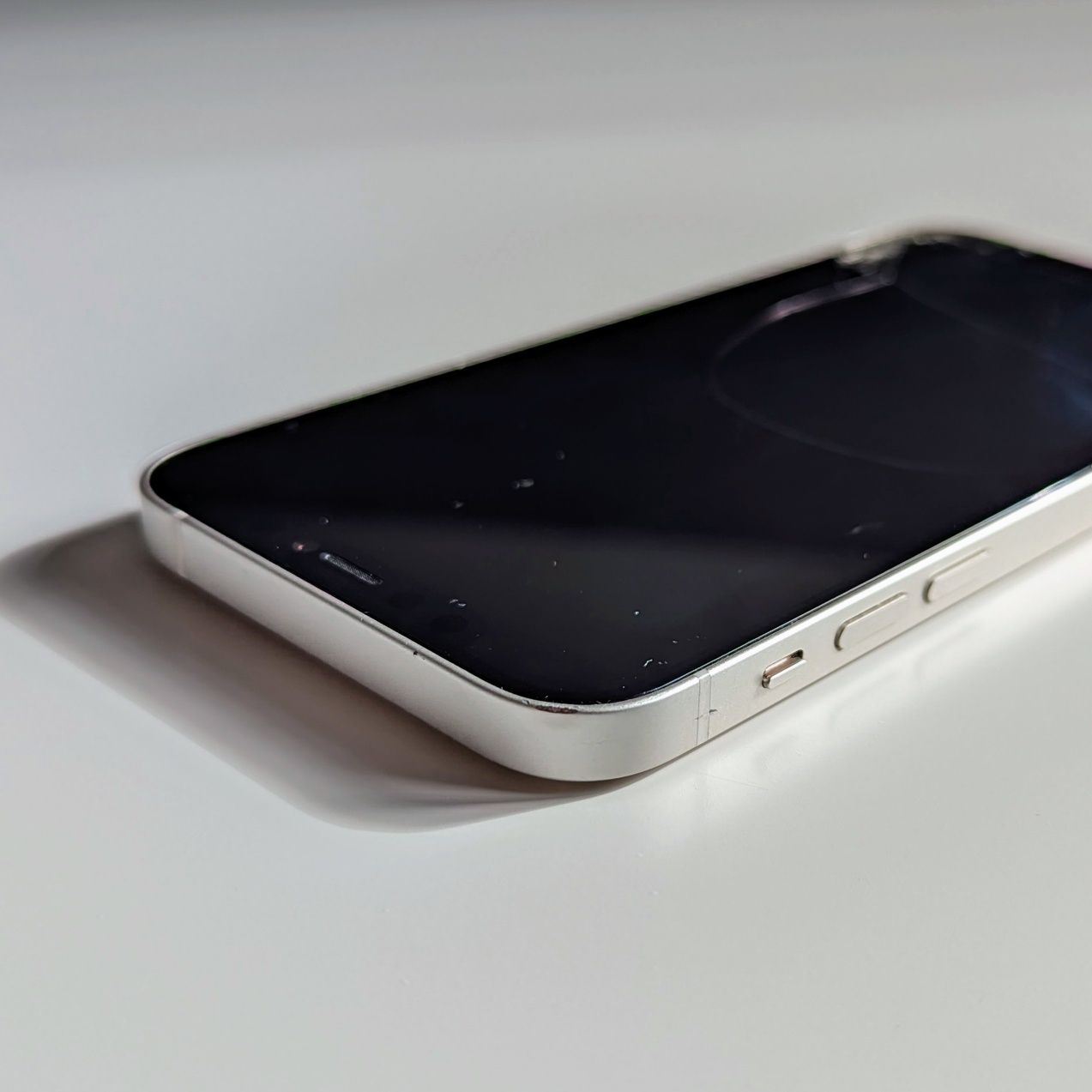iPhone 12 64GB Biały