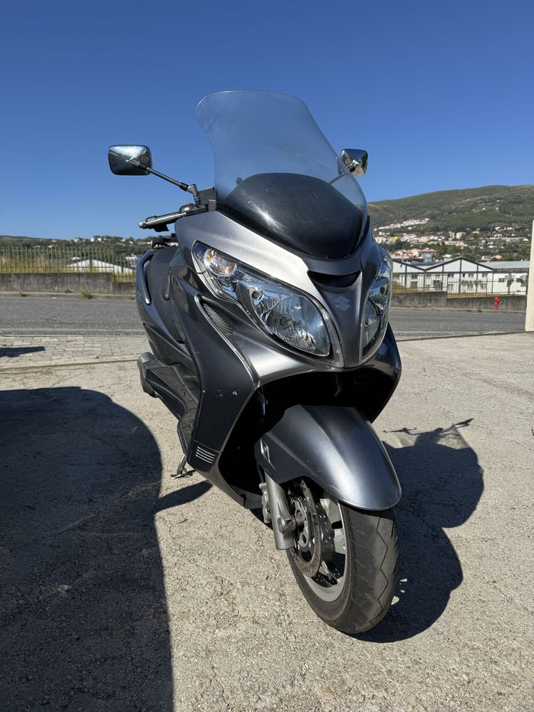 Scooter Suzuki Burgman 400