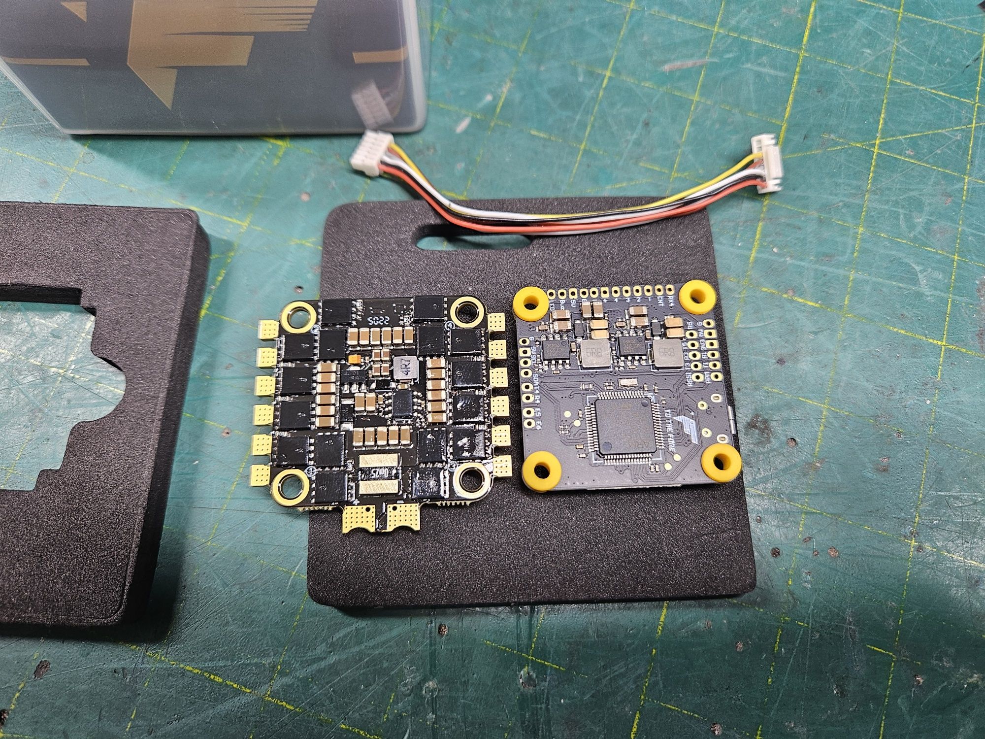 Польотний контроллер T-MOTOR F7 HD+ F55A PROII 4 IN 1