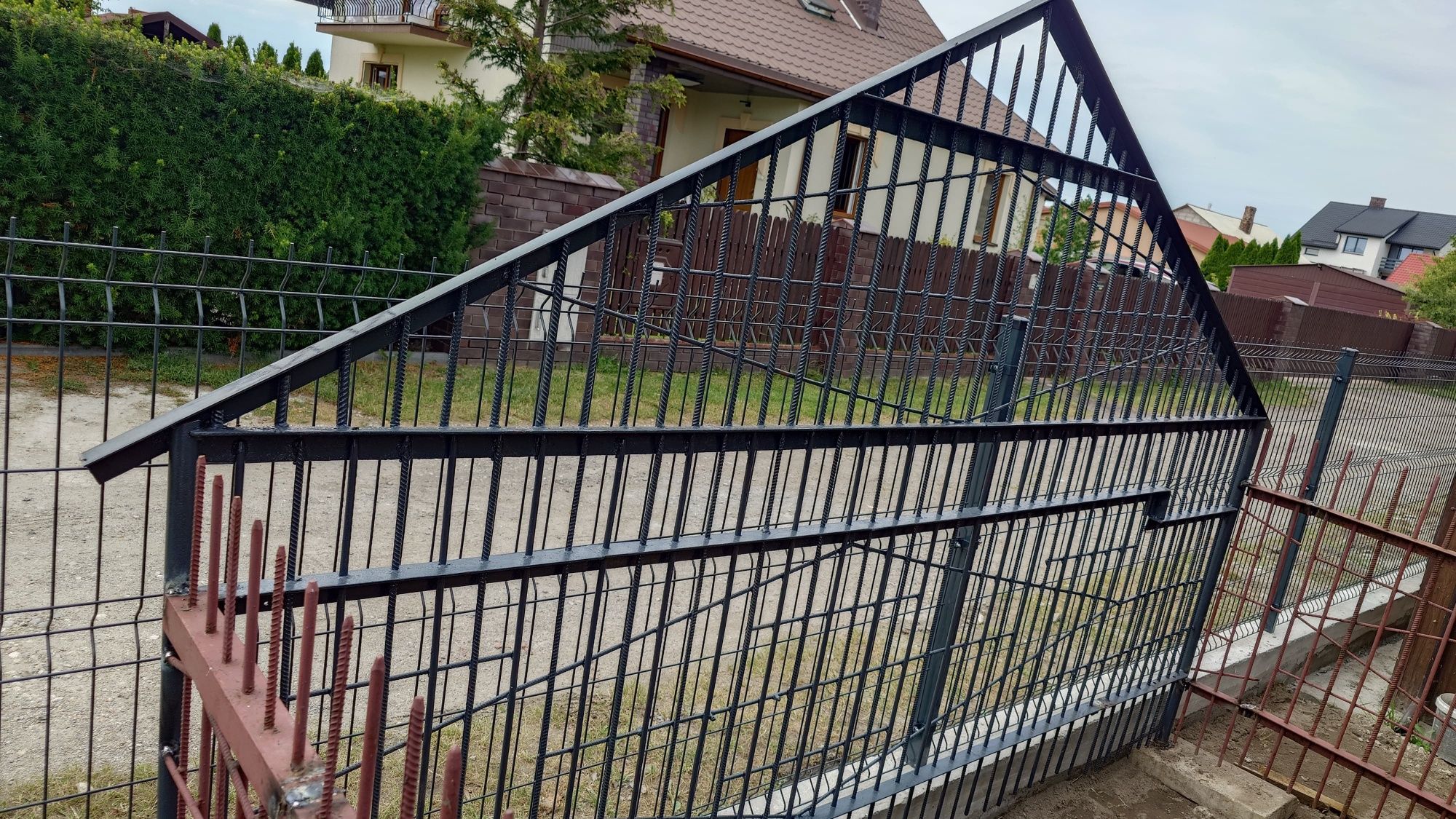 Kojec drewutnia zagroda do ukończenia Łuków
