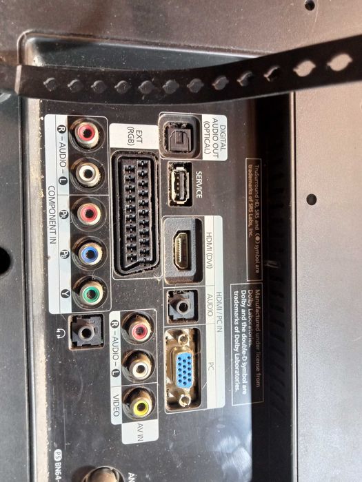 Tv da marca Samsung modelo LE19B450C4W