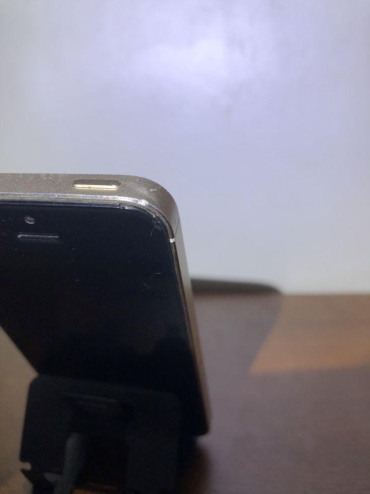 iPhone 5S айклауд чистий