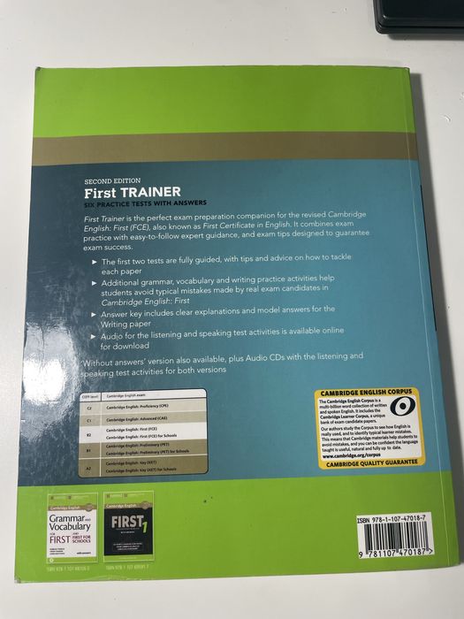 Conjunto de livros B2 - Cambridge