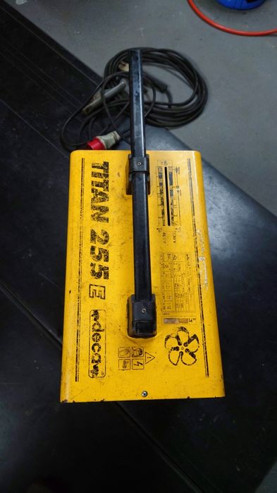 Spawarka Deca Titan 255E