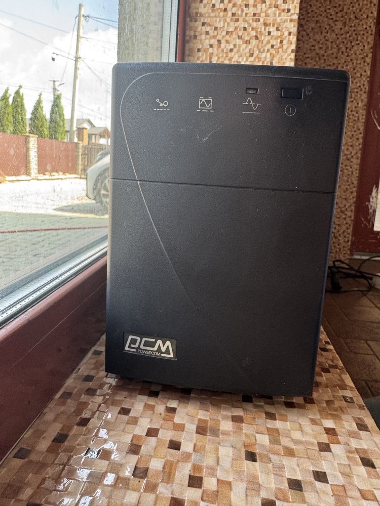 Powercom 00210101 — ДБЖ BNT-1000AP, 1000 ВА, 600 Вт, 5хIEC, AVR, USB