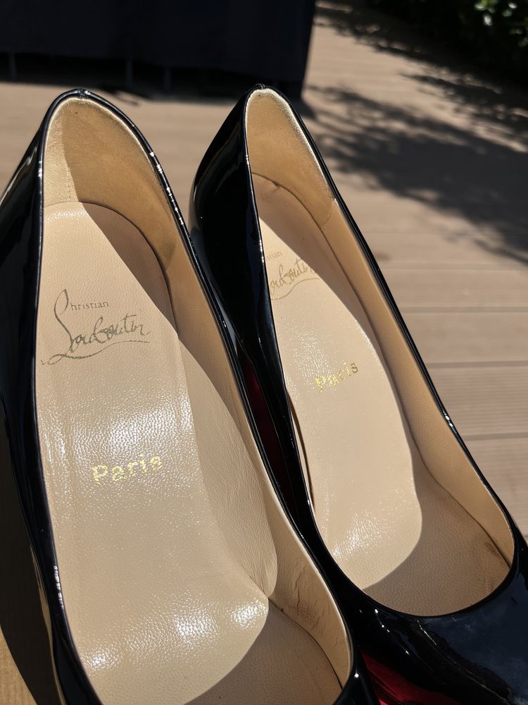 Christian Louboutin r. 39 38 Mini bout peep-toe