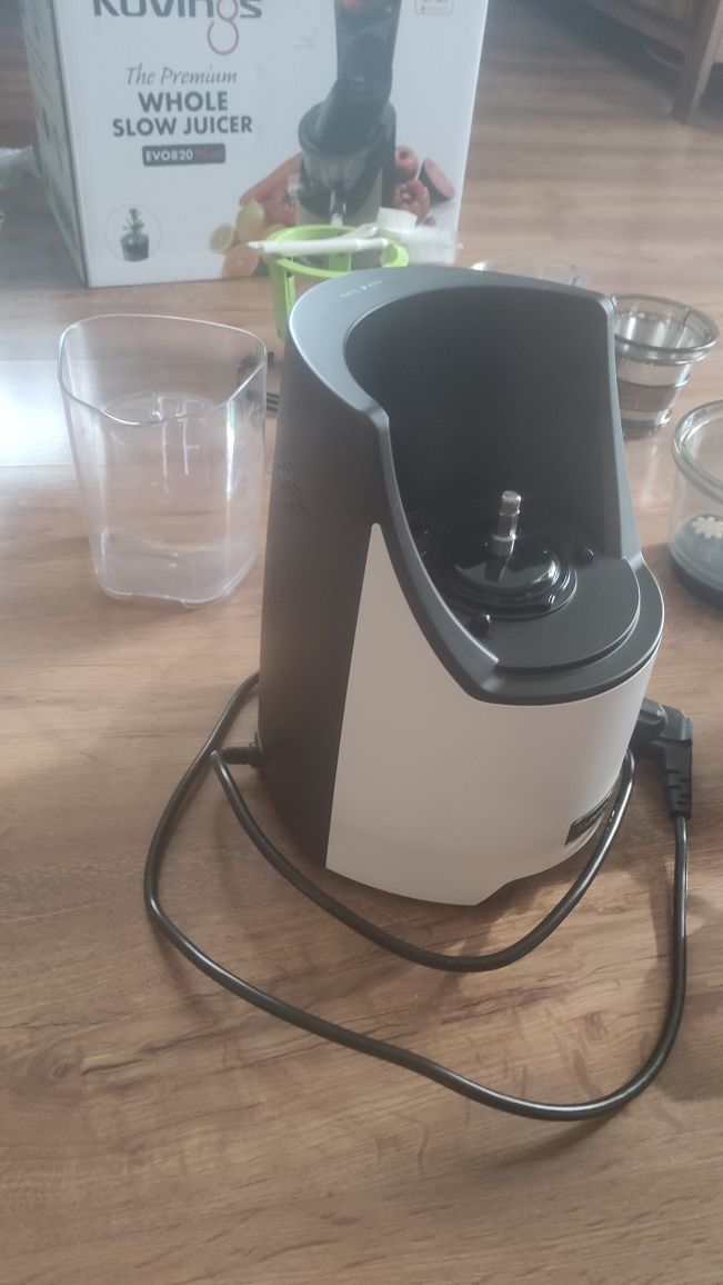 Wyciskarka wolnoobrotowa kuvings EVO82Plus edycja limitowana