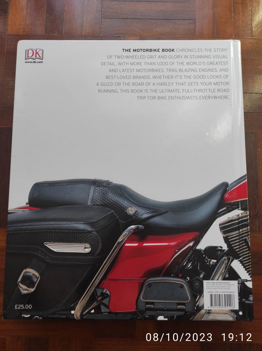 The Motor Bike Book: The Definitive Visual Story