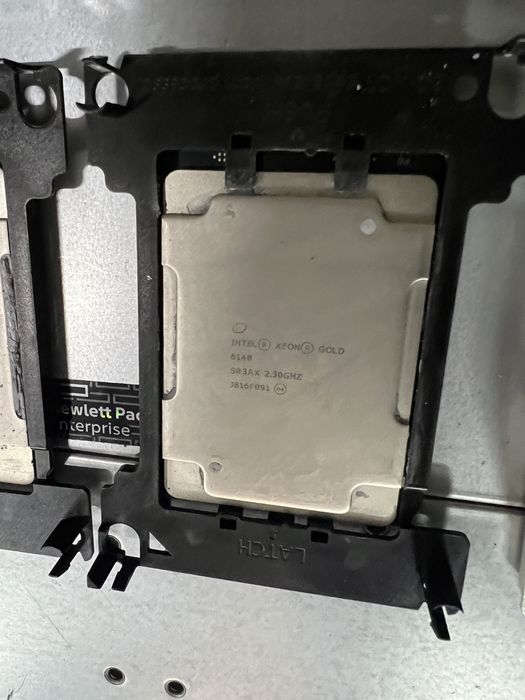 Lote 7x Intel CPU for HP Gen10 + 1x Cooler