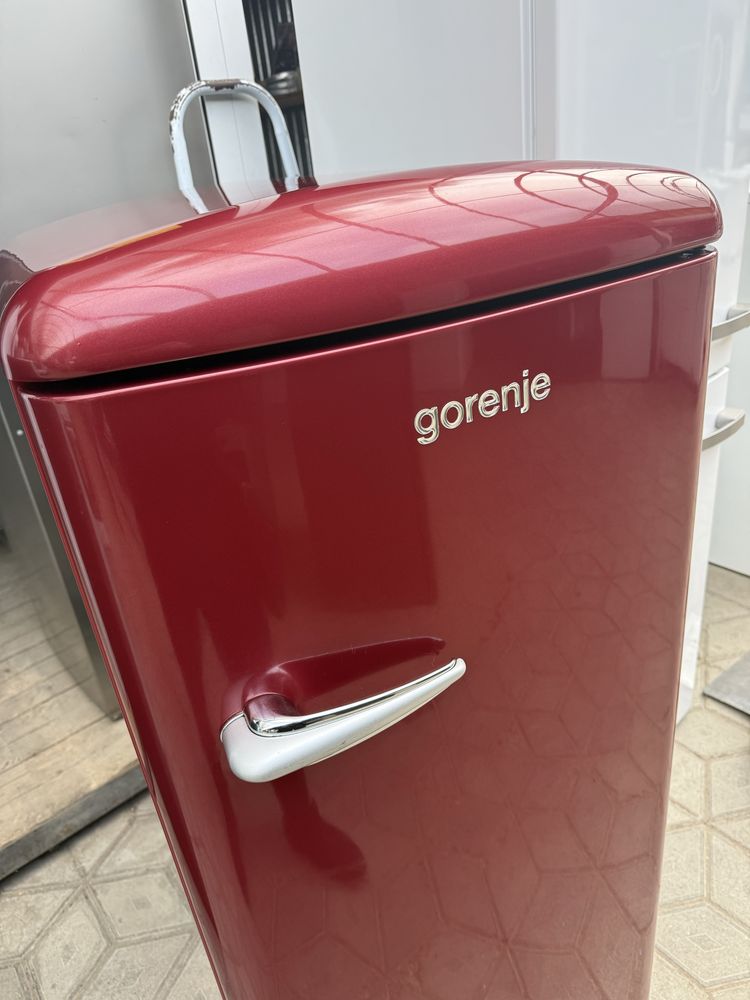 Ретро холодильник gorenje RB62880R