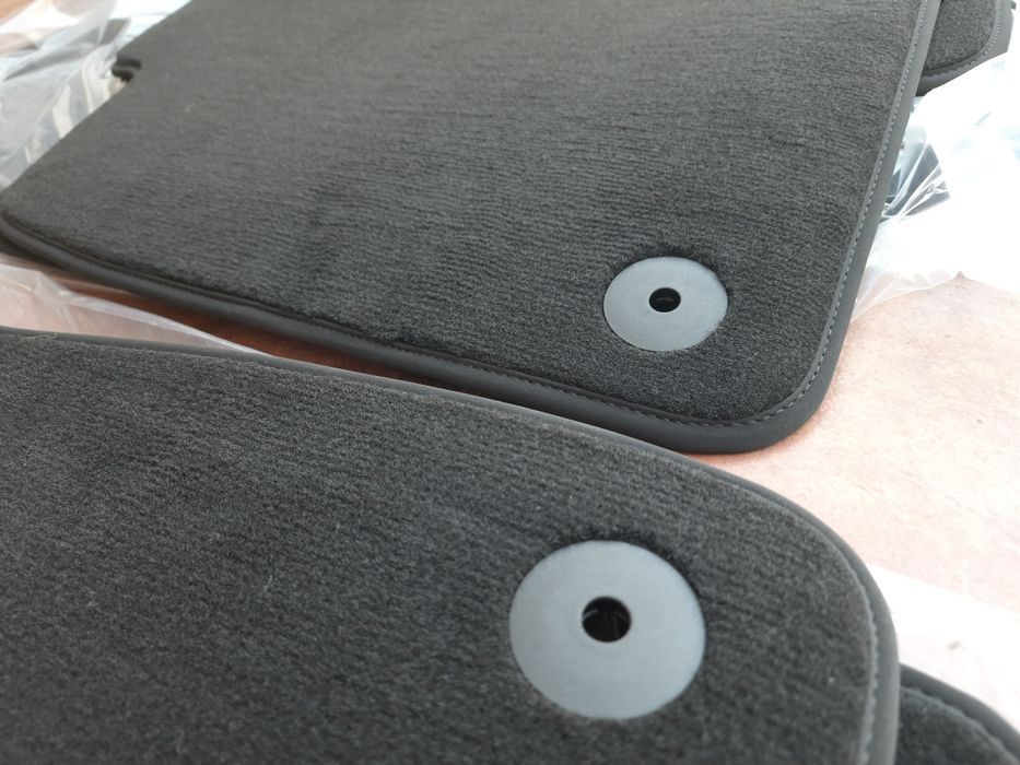 Текстильні коврики на Porsche Cayenne Macan Volkswagen Touareg fl fn