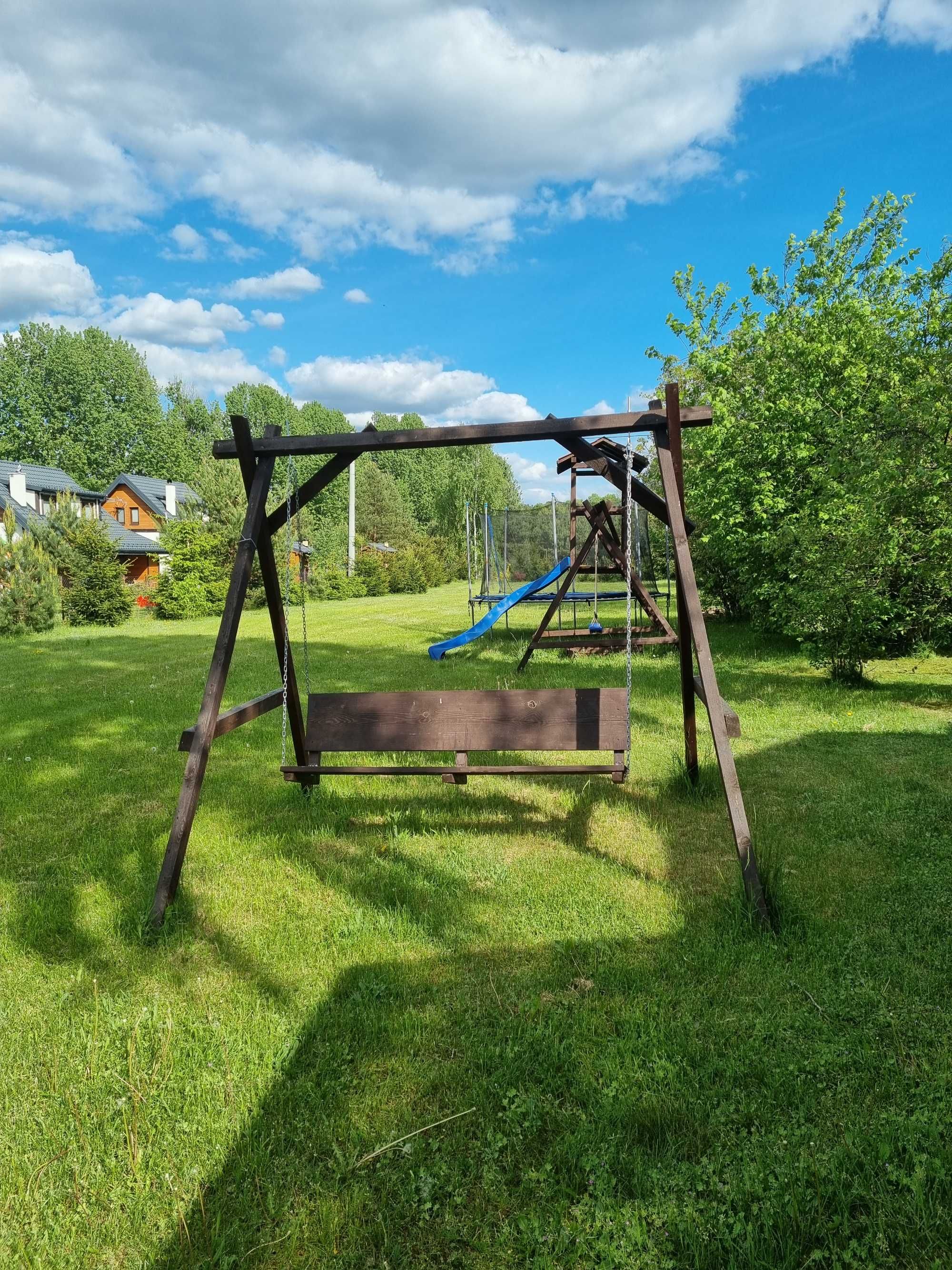 Domek nad jeziorem, Wikno
