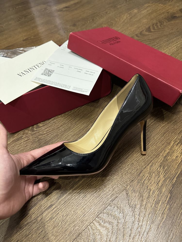 Каблуки Valentino Tipe
