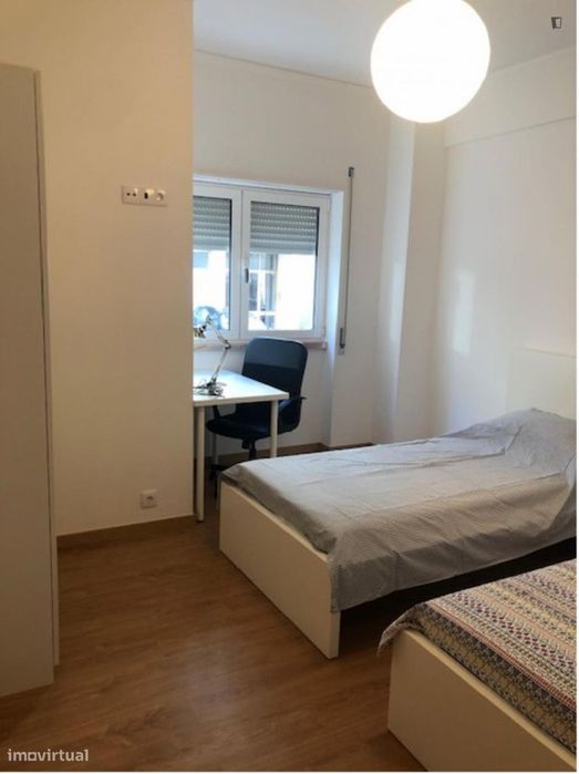 Quarto - localizado em Penha de França Lisbon