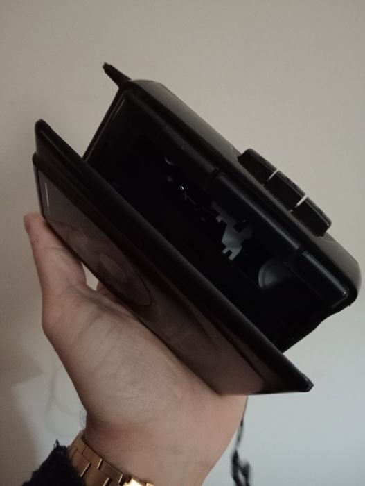 Walkman Oskar AM/FM - Leitor de Cassetes