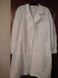 Халаты белые медицинские, лабораторные размеры 50-54.