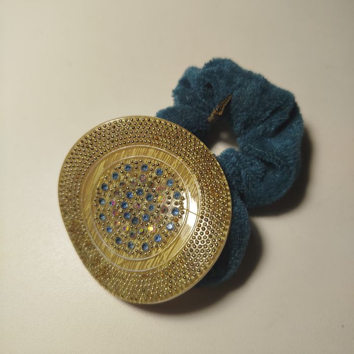 Резинки с украшением/брошью для волос