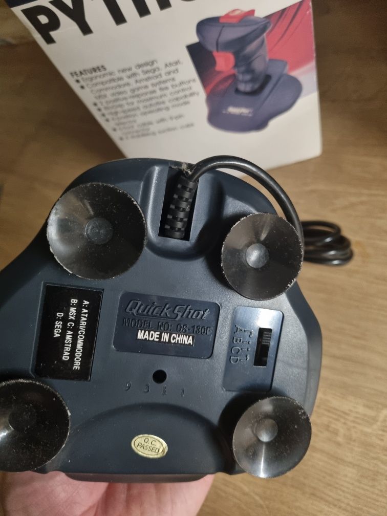 QuickShot Python qs-130f Joystick Atari Commodore Amstrad SEGA MSX