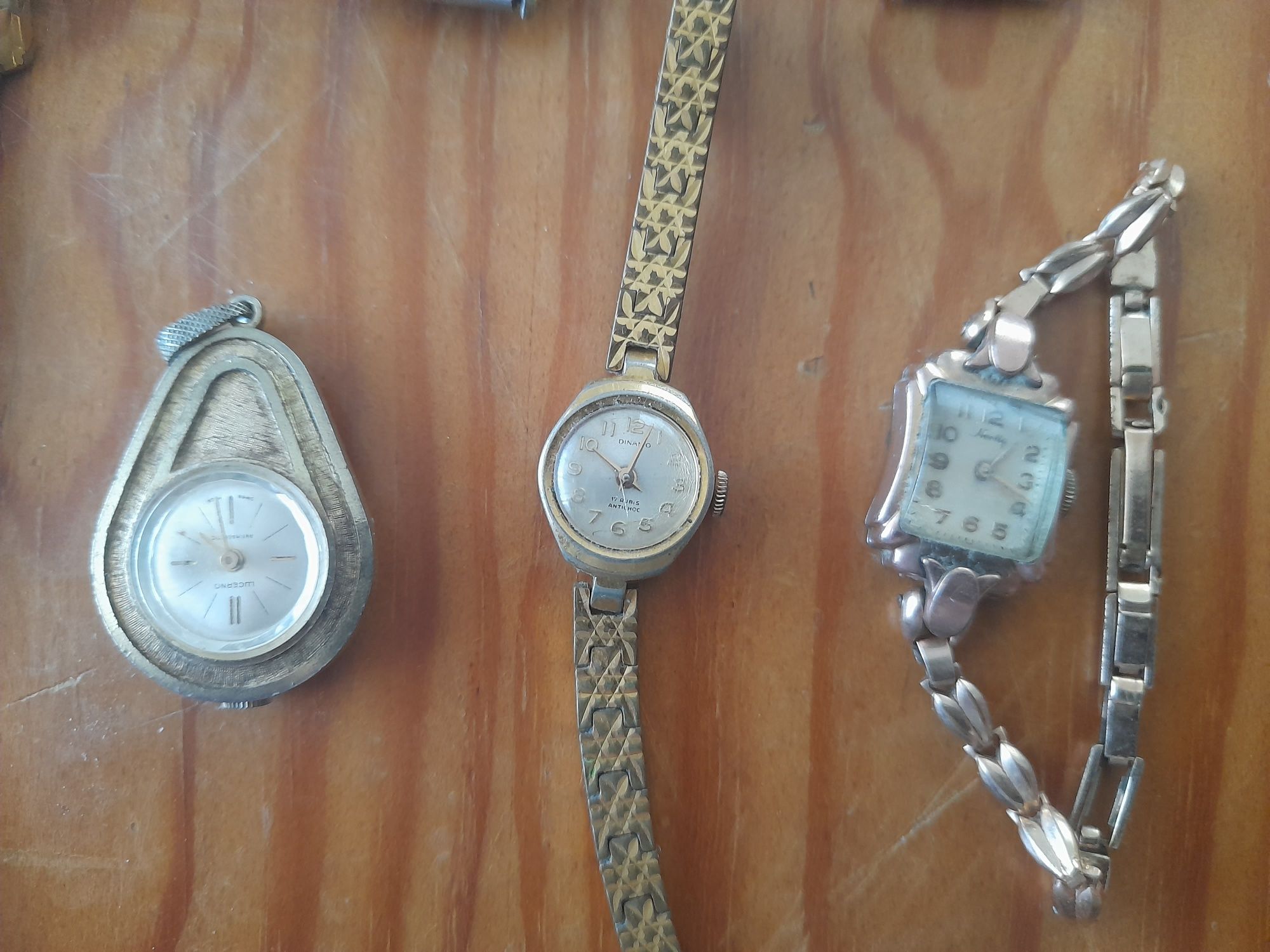Conjunto de relógios vinted
