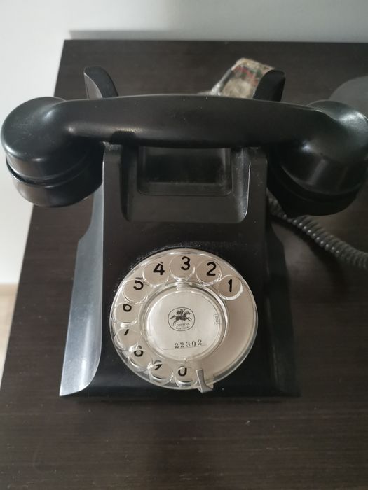 Telefone antigo CTT a funcionar