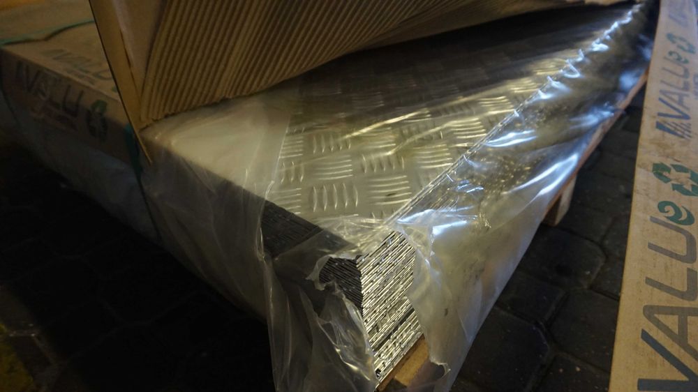 Blacha ryflowana aluminiowa, aluminium 1,5x1000x2000 gat. 1050 H244