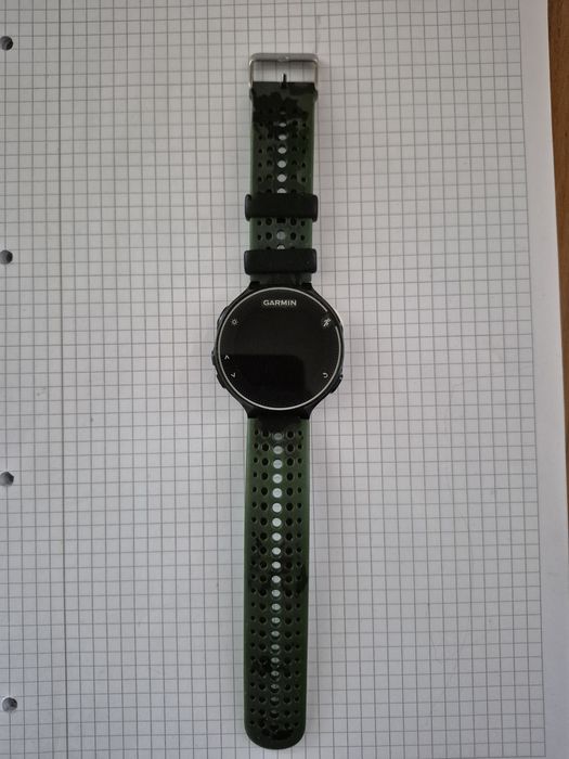 Біговий годинник Garmin forerunner 220