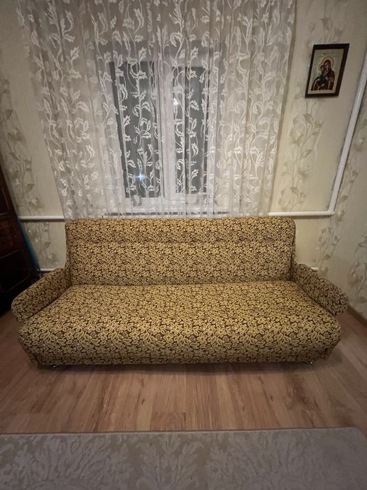 Продам диван б/у
