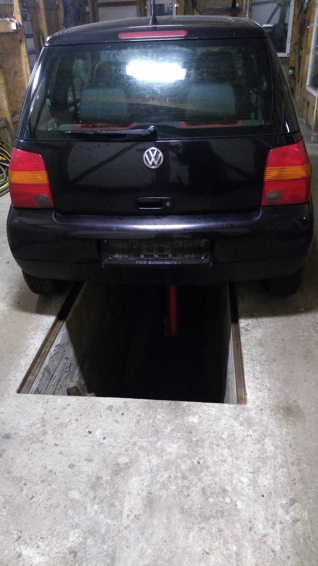 VW Lupo seat arosa tylna klapa czarna lakier 041 bez rdzy - ładna