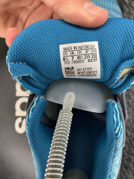 Кросівки Adidas адідас adidas 40,5