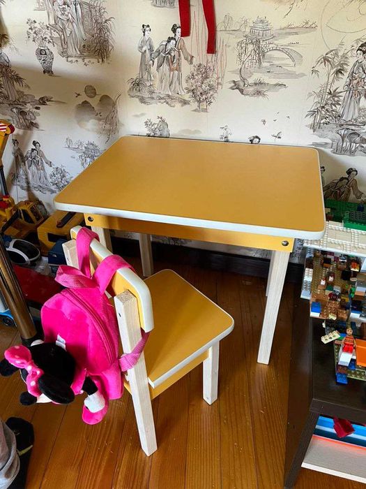Стіл та стілець дитячий,парта стілець,стол и стул детский