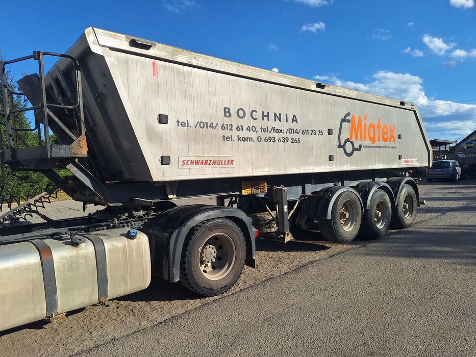 Schwarzmuller HKS 3/E  Naczepa wywrotka
