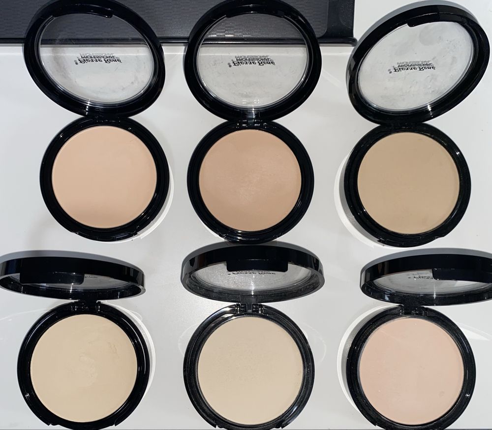 puder w kompakcie z SPF 25
