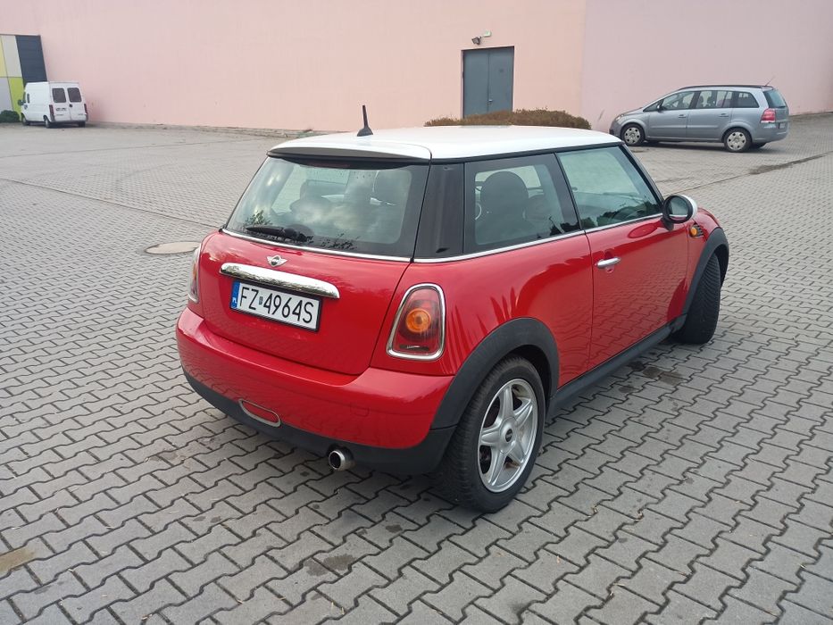 Mini Cooper*1,6 benzyna* super stan