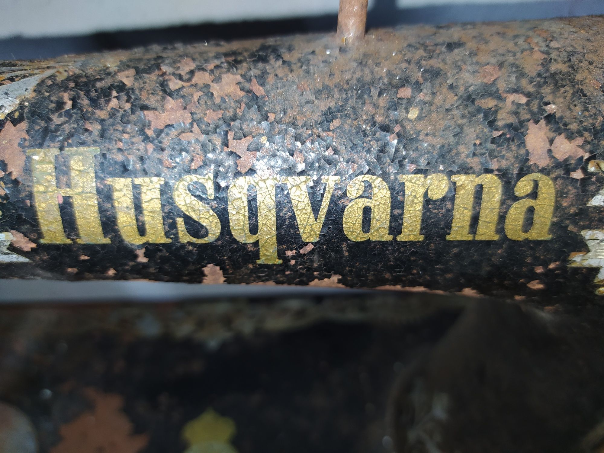 Máquina de costura Husqvarna