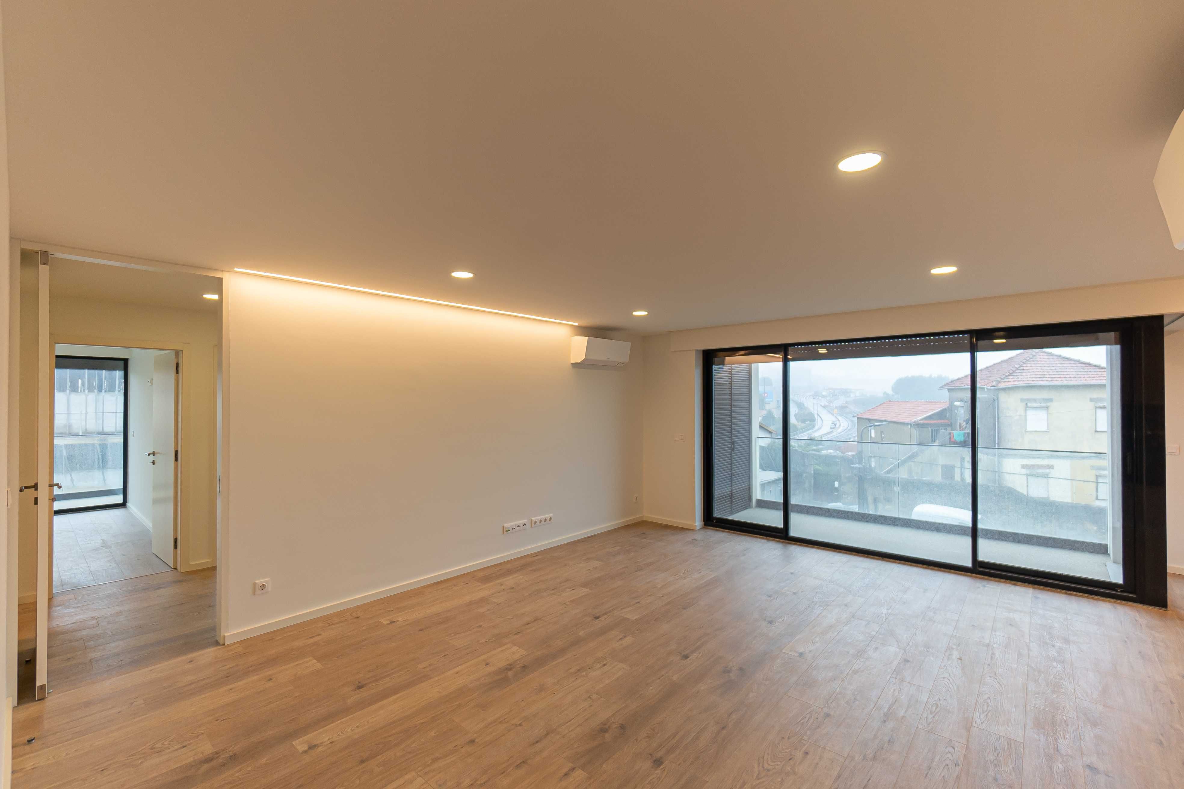 Apartamento T3 próximo ao ArrábidaShopping