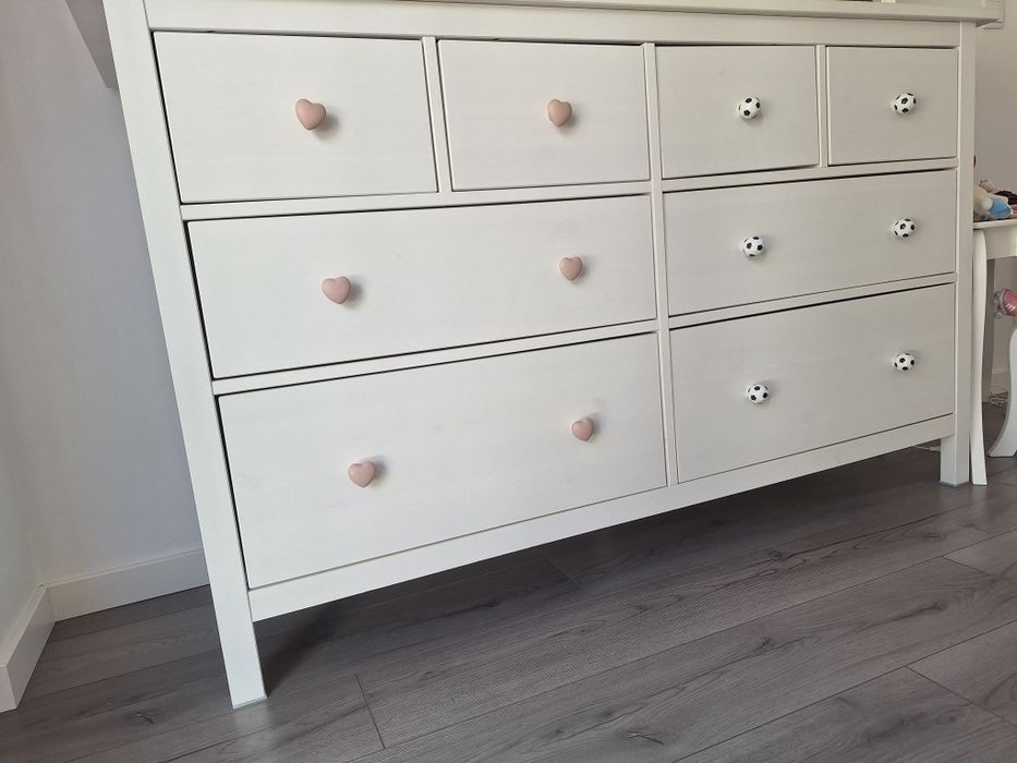 HEMNES
Cómoda c/8 gavetas, velatura branca, 160x96 cm