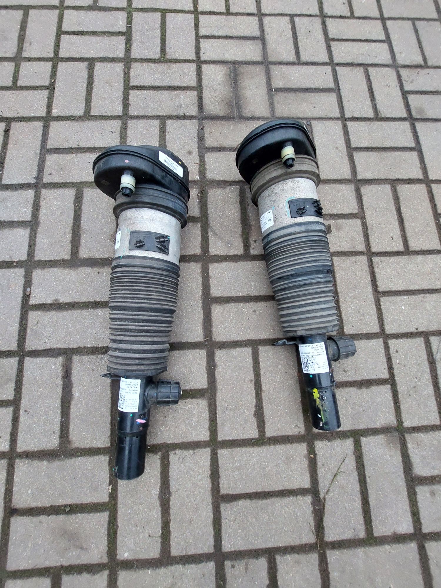 BMW G05 G06 G07 19r Amortyzator Pneumatyczny Lewa Str Przód