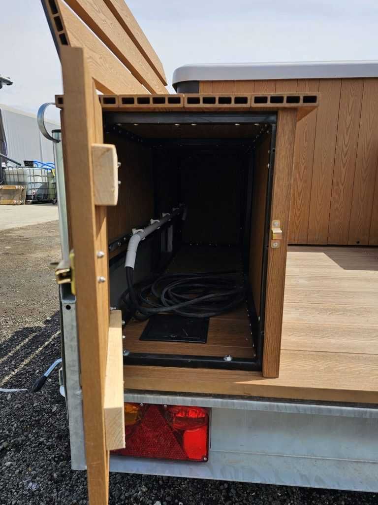 Mobilne Jacuzzi -  podświetlenie LED - masaż wodny - aeromasaż