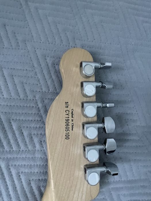 Guitarra squier fender