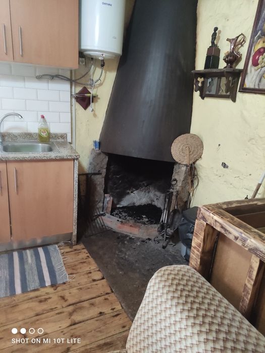 Aluga-se Casa T3 – Pinhal do Norte, Carrazeda de Ansiães