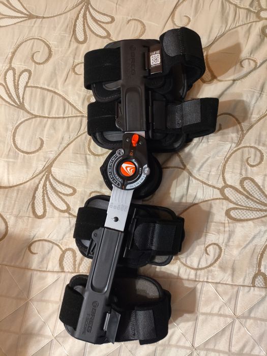 Orteza stawu kolanowego Breg T Scope uniwersalna
